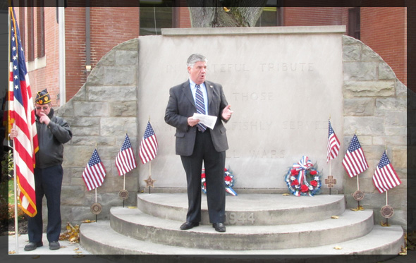 Senator Fontana speaks at the West End Veterans Memorial rededication on Veterans Day.  The ceremony celebrated the holiday and the refurbishment of the monument.  Originally constructed in 1944, the monument is located on Wabash Street, just outside the Carnegie Library West End branch.