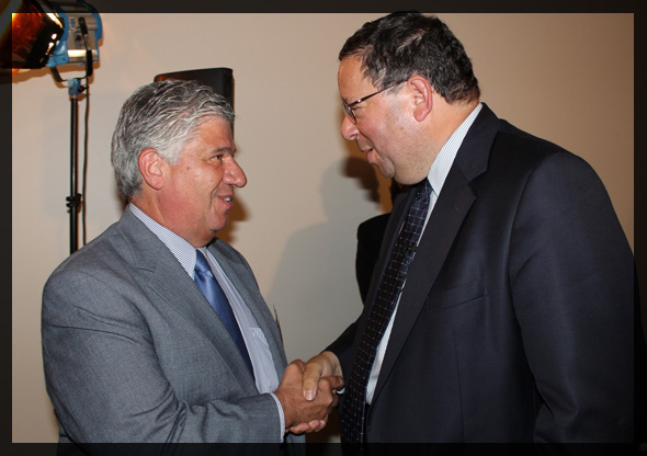 Senator Fontana and David L. Cohen, Executive Vice President of the Comcast Corporation