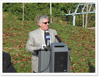 Senator Fontana speaks at the November 9th press conference 