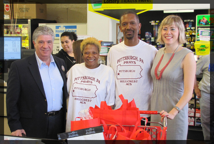 Senator Fontana visited the Market on Broadway IGA on Saturday, May 5th.