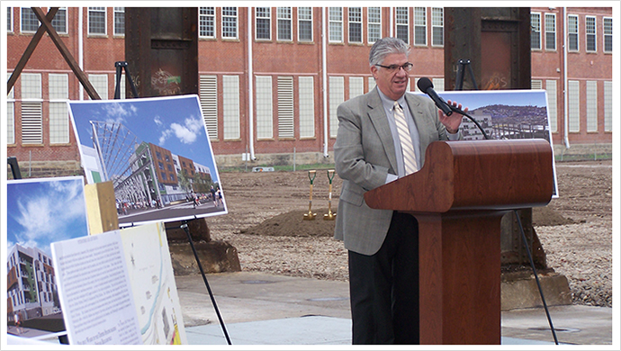 Senator Fontana spoke at a groundbreaking ceremony on Nov. 11 for the Fort Willow residential project in Lawrenceville.