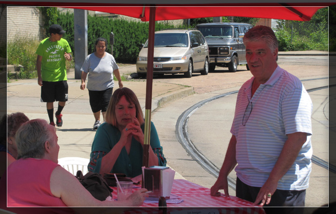 Senator Fontana visits the 1st Annual Taste of Beechview on June 9th. Hundreds gathered in the Beechview Business District to enjoy food and drink from the neighborhood?s merchants while listening to live music. 