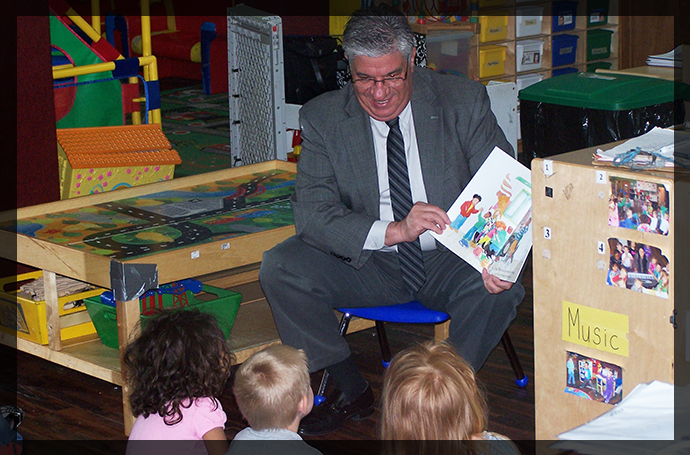 Senator Fontana spent time visiting with the Pre-K class at the Red Balloon Daycare in Carnegie this morning and read to them "The Bus for Us."