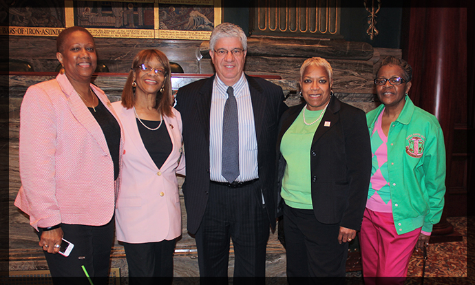 Senator Fontana poses with Pittsburgh area members of the Alpha Kappa Alpha Sorority who were recently at the state Capitol in observance of AKA Day. 