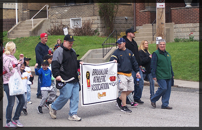 Senator Fontana marched with over 400 little leaguers and their parents on May 3rd at the Brookline Little League Opening Day Parade.