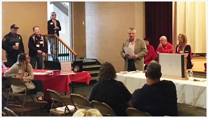 Senator Fontana greeted volunteers who participated in the Western Pennsylvania Red Cross Sound the Alarm program on Saturday in Knoxville.