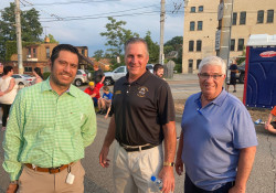 3 de agosto de 2021: El Senador Fontana visitó las festividades de National Night Out en Sheraden y Beechview.