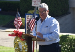 May 23, 2015: Senator Fontana was proud to offer remarks at the annual Memorial Service at the Monument Parklet in Beechview.