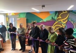 Abril de 2017: La semana pasada asistí y hablé en la gran inauguración del proyecto de ampliación del Midwife Center for Birth and Women's Health en su ubicación en el Strip District.