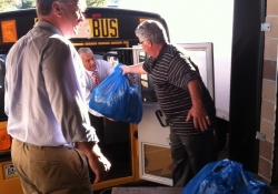 The Homeless Children’s Education Fund partnered with Citizens Bank and UPMC Health Plan to collect school supplies and pack backpacks that will be distributed to homeless provider agencies in our region. Senator Fontana, along with Allegheny County Executive Rich Fitzgerald, helped load school buses with the collected supplies on August 21st.